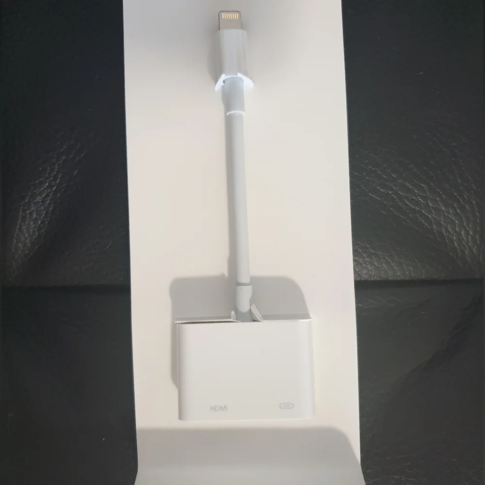 Apple lightning to digital av adapter open Box